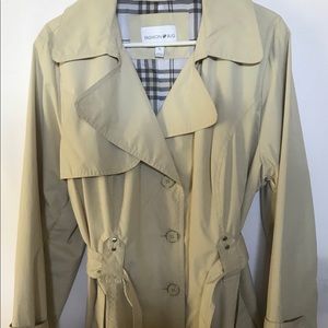 Women’s tan jacket, Fashion Bug, size 1X